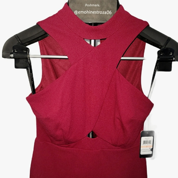 Guess Red Criss-Cross Cocktail Party Sheath Dress - Picture 3 of 7